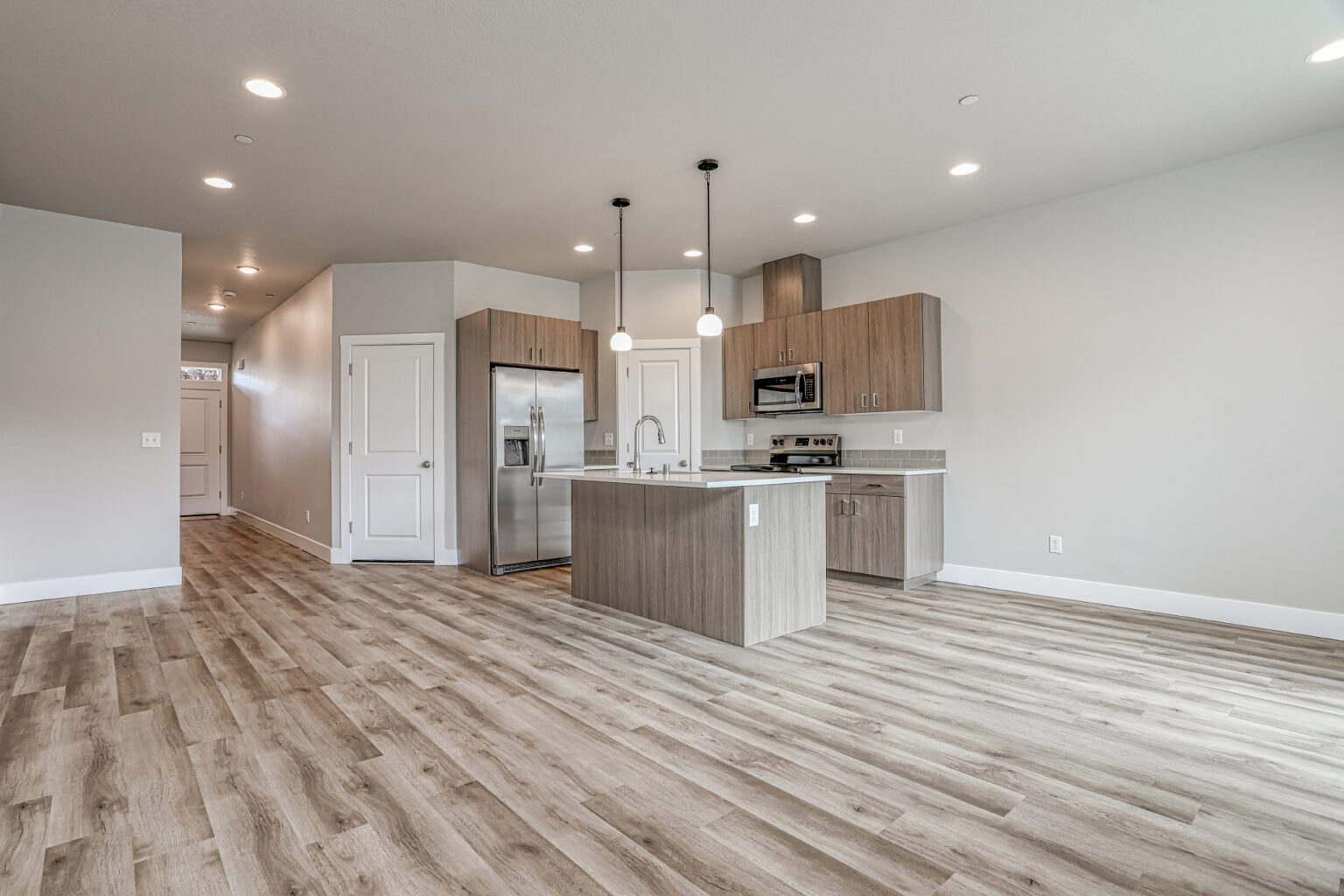 Logan Place Village Townhomes Camas WA 3Bedrooms with a Garage